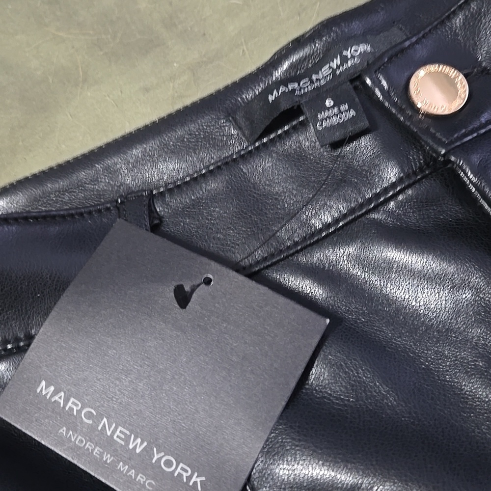 Marc New York Andrew Marc Black‎ Wide Leg Faux Leather Pants Ladies 4 Soft Crop - Picture 2 of 5